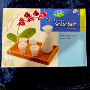 Ceramic Sake Set with bamboo tray, 4 sake cups and one sake carafe.
